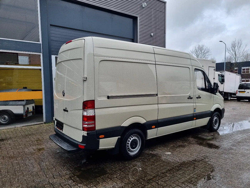 Mercedes-Benz Sprinter 311 CDI L2H2 EURO 6 2.2 CDI RWD - Furgão: foto 2 Mercedes-Benz Sprinter 311 CDI L2H2 EURO 6 2.2 CDI RWD - Furgão: foto 2