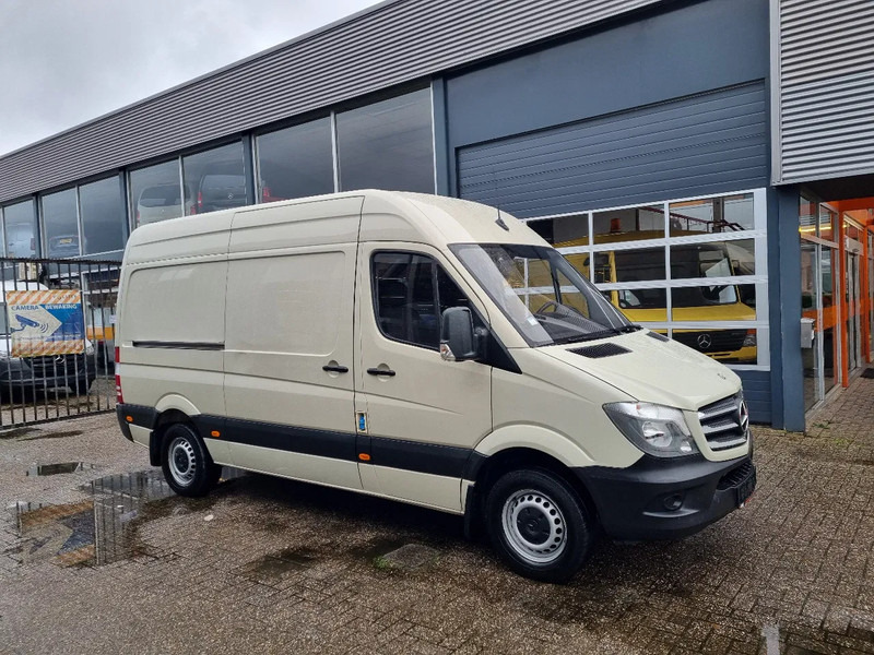 Mercedes-Benz Sprinter 311 CDI L2H2 EURO 6 2.2 CDI RWD - Furgão: foto 1 Mercedes-Benz Sprinter 311 CDI L2H2 EURO 6 2.2 CDI RWD - Furgão: foto 1