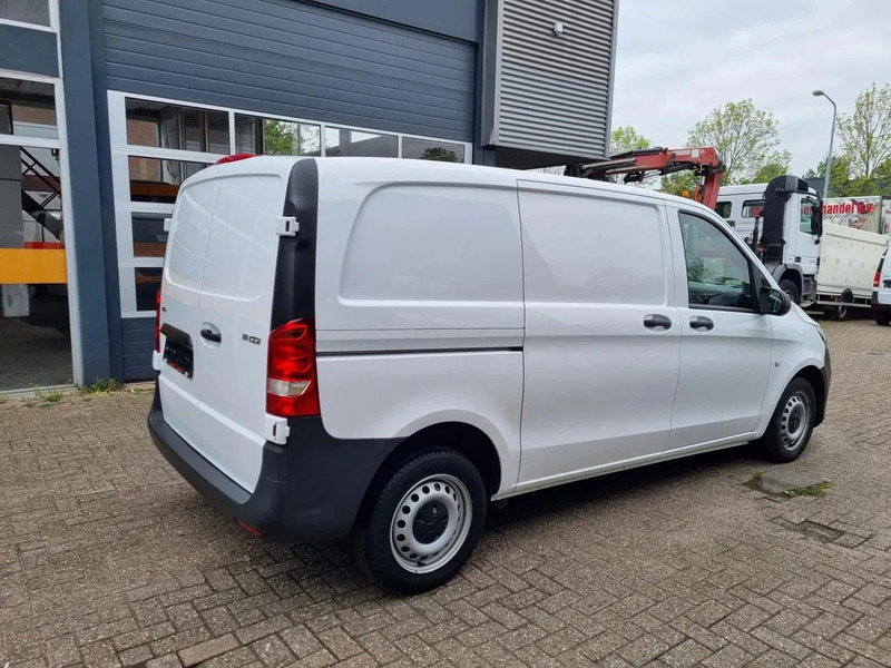 Mercedes-Benz Vito 111 CDI/ Airco/ Navi/ EURO 6 - Furgão compacto: foto 2 Mercedes-Benz Vito 111 CDI/ Airco/ Navi/ EURO 6 - Furgão compacto: foto 2