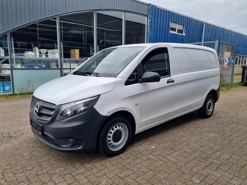 Mercedes-Benz Vito 111 CDI/ Airco/ Navi/ EURO 6 - Furgão compacto: foto 4 Mercedes-Benz Vito 111 CDI/ Airco/ Navi/ EURO 6 - Furgão compacto: foto 4