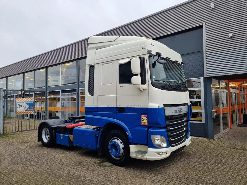 DAF XF 106.440 EURO 6/ Intarder/ Webasto/ ADR / Klima - Tractor: foto 1 DAF XF 106.440 EURO 6/ Intarder/ Webasto/ ADR / Klima - Tractor: foto 1