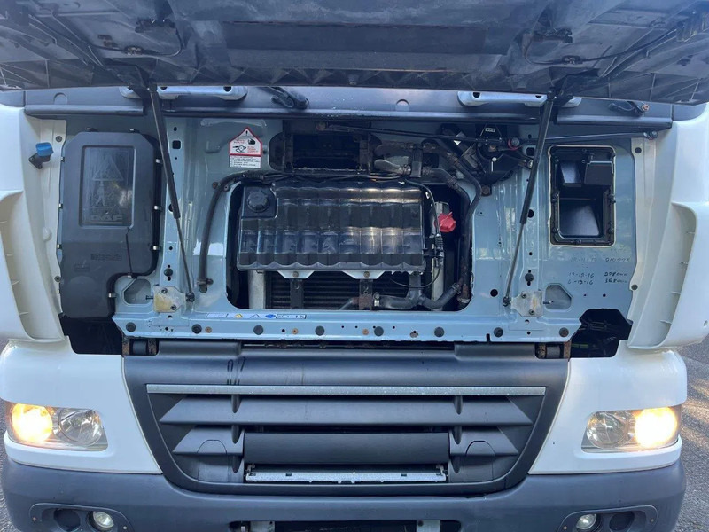 DAF 85.360 8X2 SINGLE CAB CHASSIS - Camião chassi: foto 3 DAF 85.360 8X2 SINGLE CAB CHASSIS - Camião chassi: foto 3