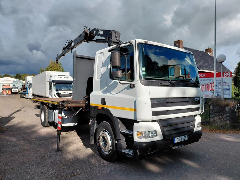 DAF CF 85.430 4x2 Plato Crane - Camião grua: foto 2 DAF CF 85.430 4x2 Plato Crane - Camião grua: foto 2
