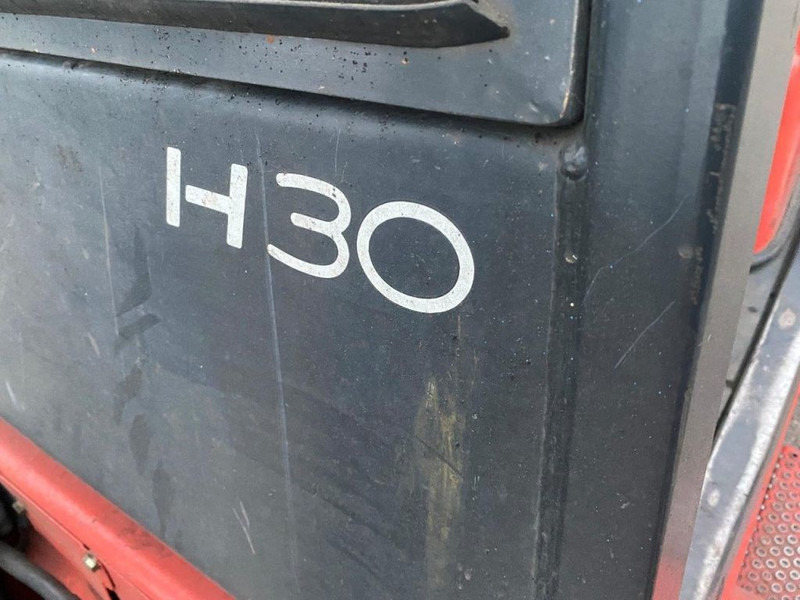 Empilhadeira a diesel Linde H30 H 30 Diesel !!!LOW HOURS!!!: foto 13 Empilhadeira a diesel Linde H30 H 30 Diesel !!!LOW HOURS!!!: foto 13