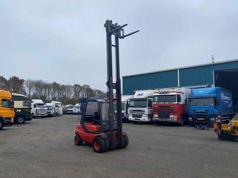 Empilhadeira a diesel Linde H30 H 30 Diesel !!!LOW HOURS!!!: foto 12 Empilhadeira a diesel Linde H30 H 30 Diesel !!!LOW HOURS!!!: foto 12