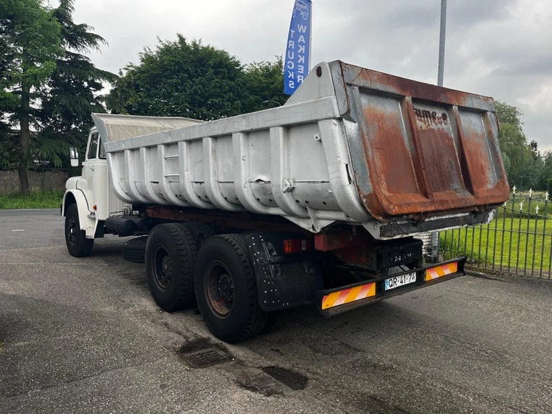 MAN 32.240 6x4 FULL STEEL SPRING KIPPER MANUAL GEARBOX - Camião basculante: foto 4 MAN 32.240 6x4 FULL STEEL SPRING KIPPER MANUAL GEARBOX - Camião basculante: foto 4