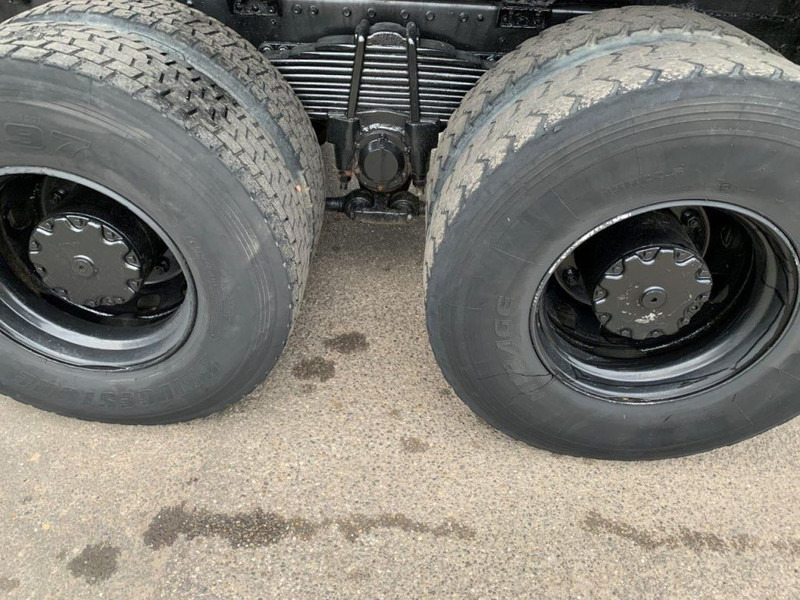 MAN 33.372 6X4 KIPPER MANUAL ZF GEARBOX - Camião basculante: foto 5 MAN 33.372 6X4 KIPPER MANUAL ZF GEARBOX - Camião basculante: foto 5