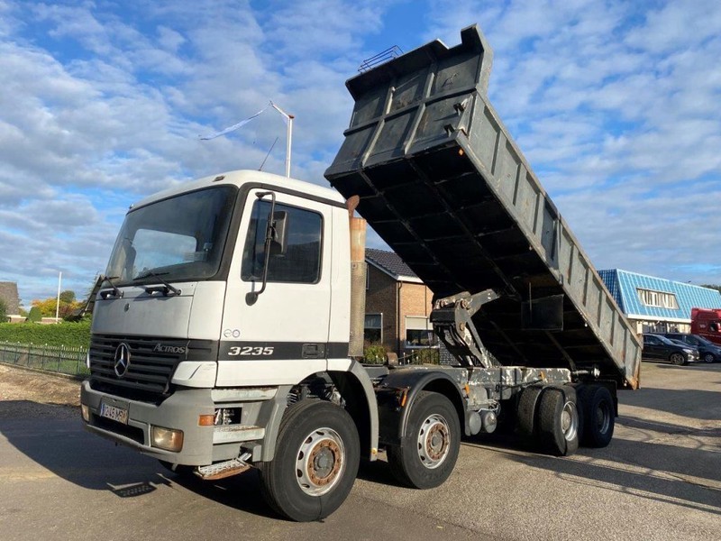 Mercedes-Benz 3235 8X4 MANUAL KIPPER ACTROS - Camião basculante: foto 5 Mercedes-Benz 3235 8X4 MANUAL KIPPER ACTROS - Camião basculante: foto 5