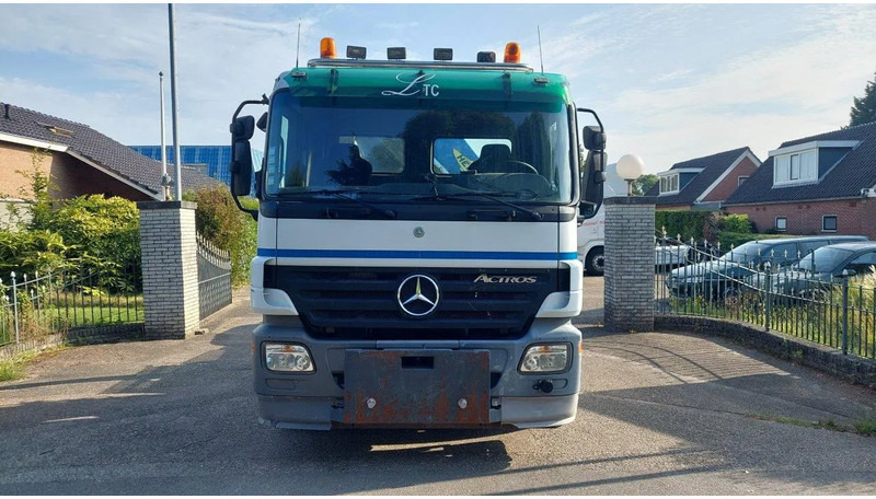 Mercedes-Benz Actros 2641 EPS 3 pedal 6x4 Container crane - Camião grua: foto 5 Mercedes-Benz Actros 2641 EPS 3 pedal 6x4 Container crane - Camião grua: foto 5
