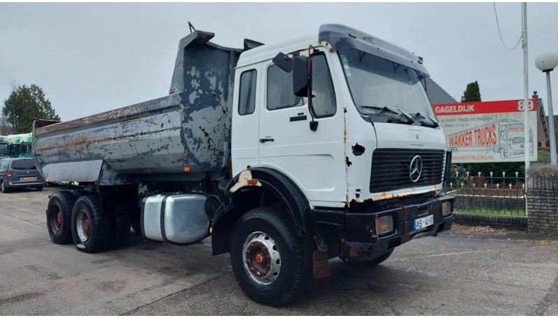 Mercedes-Benz SK 2635 2235 6x4 KIPPER STEEL SPRING MANUAL GEARBOX - Camião basculante: foto 3 Mercedes-Benz SK 2635 2235 6x4 KIPPER STEEL SPRING MANUAL GEARBOX - Camião basculante: foto 3