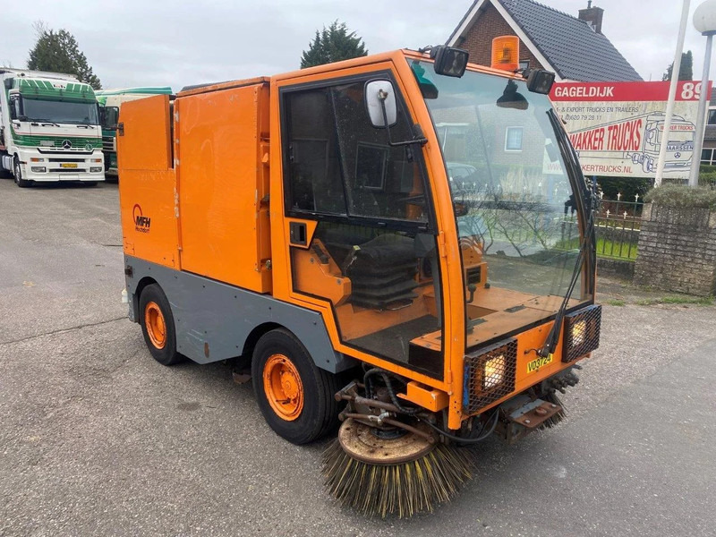 Nilfisk MFH2200 SWEEPER MFH 2200 CLEANER - Varredora industrial: foto 3 Nilfisk MFH2200 SWEEPER MFH 2200 CLEANER - Varredora industrial: foto 3