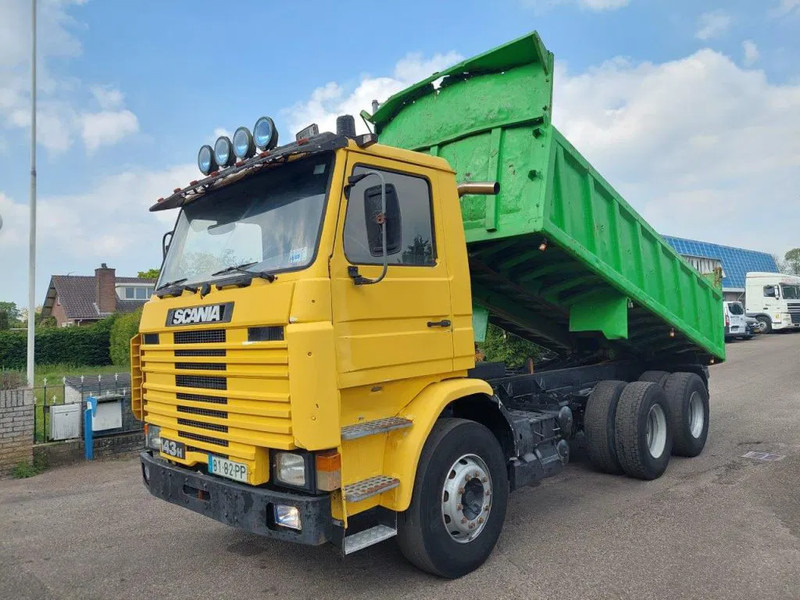 Scania 143-400 V8 6x4 - Camião basculante: foto 1 Scania 143-400 V8 6x4 - Camião basculante: foto 1