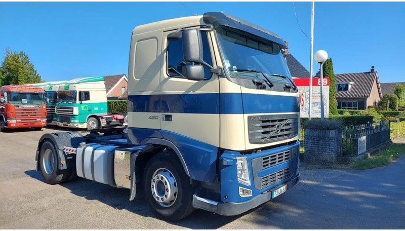 Volvo FH 12.420 - Tractor: foto 2 Volvo FH 12.420 - Tractor: foto 2