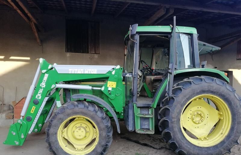 Metal-Technik Frontlader für John Deere/ Front loader/ Ładowacz TUR - Carregador frontal para o trator por Trator: foto 1 Metal-Technik Frontlader für John Deere/ Front loader/ Ładowacz TUR - Carregador frontal para o trator por Trator: foto 1