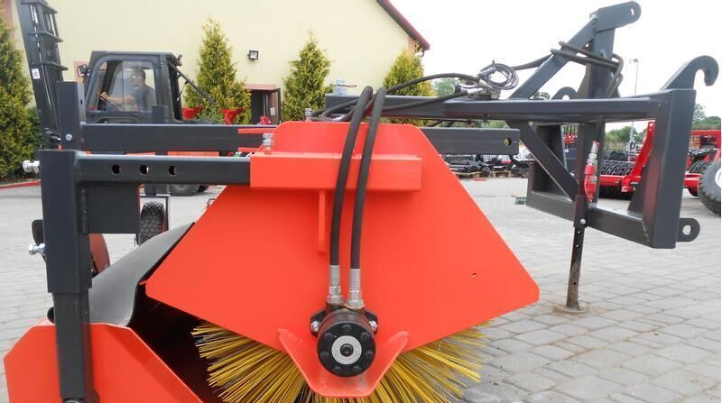 Metal-technik Sweeper/ Zamiatarka 2,4*M - Vassoura por Veículo municipal/ Especial: foto 3 Metal-technik Sweeper/ Zamiatarka 2,4*M - Vassoura por Veículo municipal/ Especial: foto 3