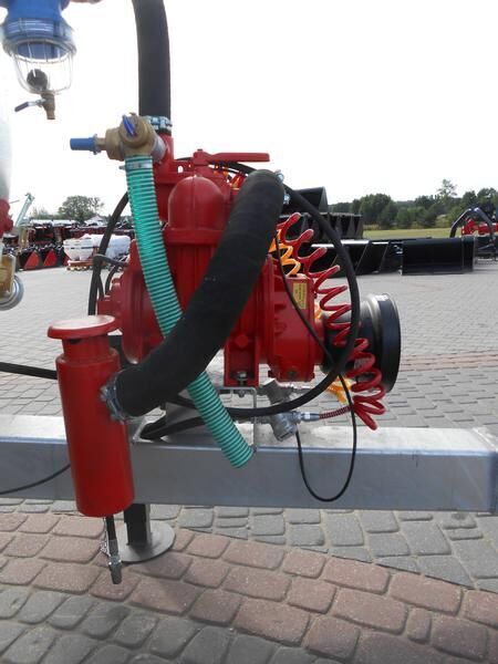 POMOT Single-axial tanker truck/ Beczkowóz wóz asenizacyjny 5000 l - Cisterna de chorume: foto 4 POMOT Single-axial tanker truck/ Beczkowóz wóz asenizacyjny 5000 l - Cisterna de chorume: foto 4