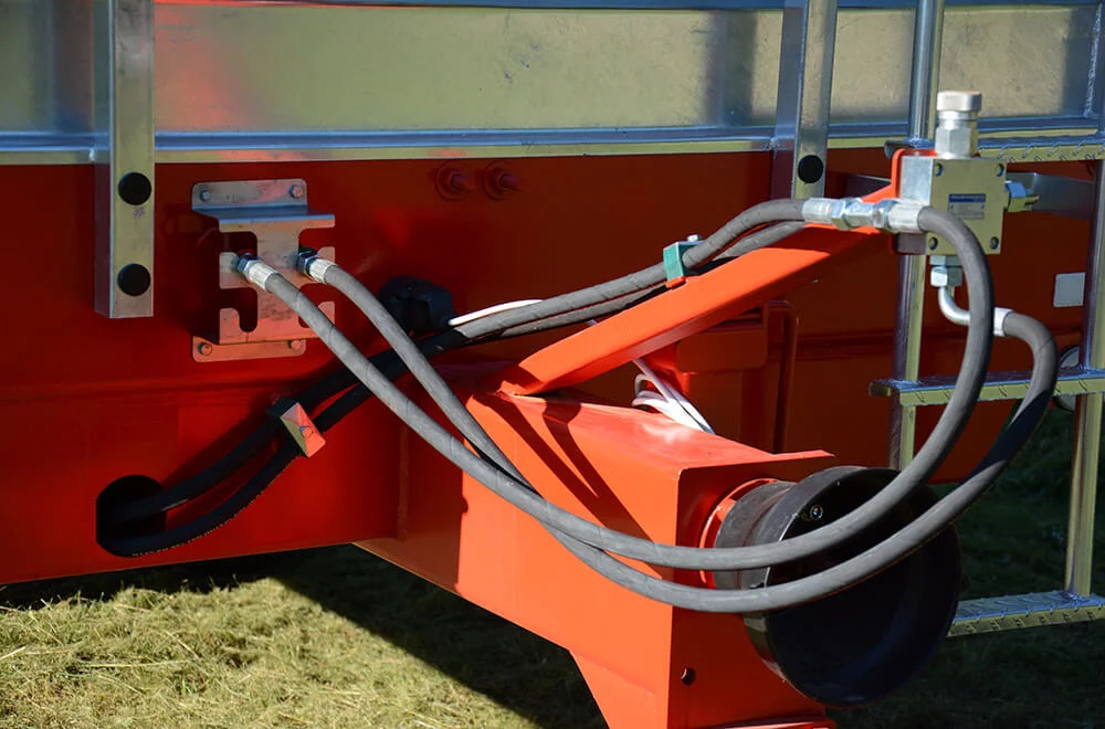 Roltrans N250/4 HELIOS - Distribuidor de fertilizantes: foto 2 Roltrans N250/4 HELIOS - Distribuidor de fertilizantes: foto 2