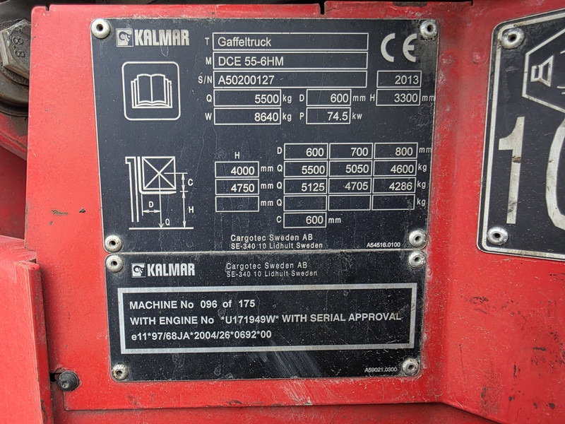Kalmar DCE 55-6HM diesel heftruck kalmar forklift diesel 5.5 ton - Empilhadeira a diesel: foto 4 Kalmar DCE 55-6HM diesel heftruck kalmar forklift diesel 5.5 ton - Empilhadeira a diesel: foto 4
