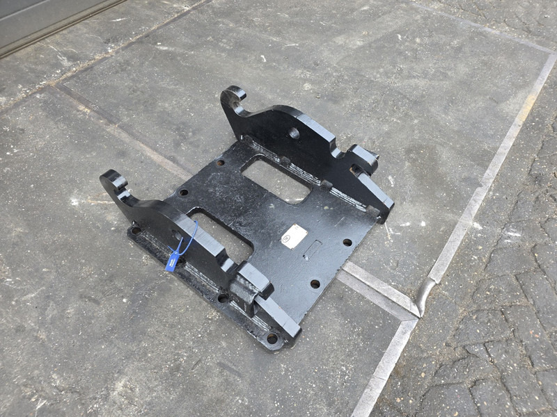 Kopplaat npk cw40 cw30 adapter plate verachtert cw40 - Acoplamento rápido por Máquina de construção: foto 2 Kopplaat npk cw40 cw30 adapter plate verachtert cw40 - Acoplamento rápido por Máquina de construção: foto 2