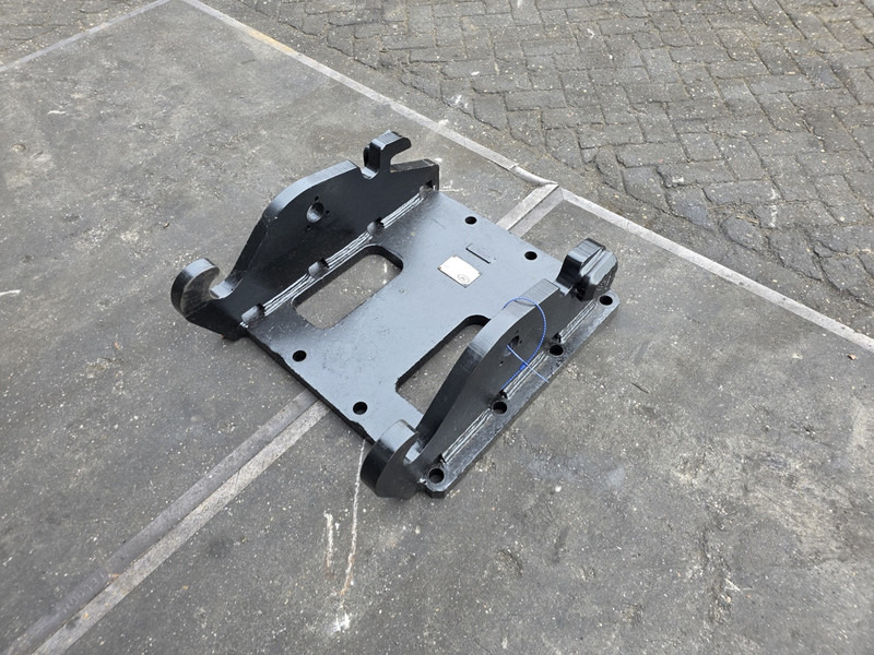 Kopplaat npk cw40 cw30 adapter plate verachtert cw40 - Acoplamento rápido por Máquina de construção: foto 3 Kopplaat npk cw40 cw30 adapter plate verachtert cw40 - Acoplamento rápido por Máquina de construção: foto 3