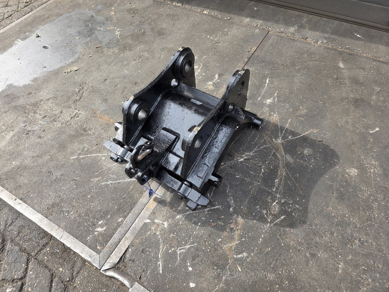 Snelwissel cw30 cw 40 verachtert coupler verachtert cw30 cw 40 - Acoplamento rápido por Máquina de construção: foto 1 Snelwissel cw30 cw 40 verachtert coupler verachtert cw30 cw 40 - Acoplamento rápido por Máquina de construção: foto 1