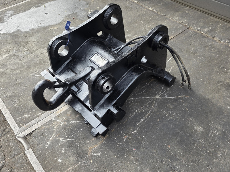 Snelwissel cw45 coupler verachtert coupler cw45 verachtert - Acoplamento rápido por Máquina de construção: foto 2 Snelwissel cw45 coupler verachtert coupler cw45 verachtert - Acoplamento rápido por Máquina de construção: foto 2