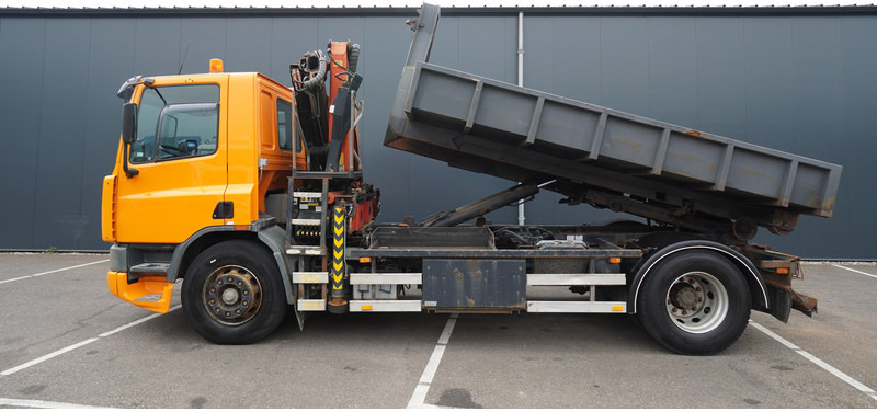DAF CF 65.210 HOOKARM SYSTEM WITH PALFINGER PK 9501 CRANE - Camião grua: foto 4 DAF CF 65.210 HOOKARM SYSTEM WITH PALFINGER PK 9501 CRANE - Camião grua: foto 4