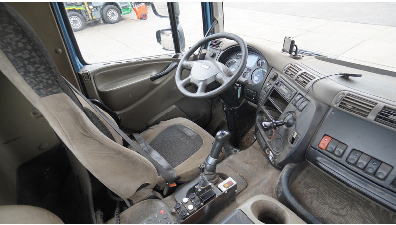 DAF CF 85.410 6X2 HOOKARM SYSTEM 681.000KM - Camião polibenne: foto 5 DAF CF 85.410 6X2 HOOKARM SYSTEM 681.000KM - Camião polibenne: foto 5