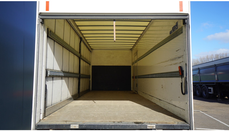 DAF LF 180 CLOSED/CURTAINSIDE 438.000KM - Camião de lona: foto 5 DAF LF 180 CLOSED/CURTAINSIDE 438.000KM - Camião de lona: foto 5