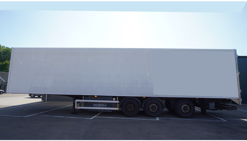 H.T.F. 3 AXLE FRIGO TRAILER CARRIER VECTOR 1800 - Semi-reboque frigorífico: foto 1 H.T.F. 3 AXLE FRIGO TRAILER CARRIER VECTOR 1800 - Semi-reboque frigorífico: foto 1