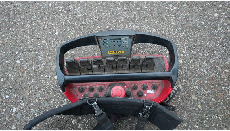 MAN TGS 41.460 8X4 OPEN BOX WITH PALFINGER PK 40002 EH CRANE 384.000KM - Camião grua: foto 5 MAN TGS 41.460 8X4 OPEN BOX WITH PALFINGER PK 40002 EH CRANE 384.000KM - Camião grua: foto 5