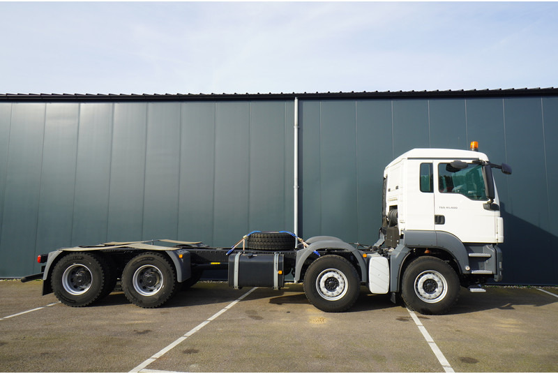MAN TGS41.400 8X4 BB-WW NEW UNUSED CHASSIS EURO3 - Camião chassi: foto 2 MAN TGS41.400 8X4 BB-WW NEW UNUSED CHASSIS EURO3 - Camião chassi: foto 2