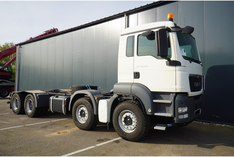 MAN TGS41.400 8X4 BB-WW NEW UNUSED CHASSIS EURO3 - Camião chassi: foto 4 MAN TGS41.400 8X4 BB-WW NEW UNUSED CHASSIS EURO3 - Camião chassi: foto 4