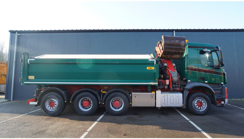 Mercedes-Benz AROCS 3542 8X4 2 SIDE TIPPER WITH HMF Z 1943 CRANE 407.000KM - Camião grua: foto 4 Mercedes-Benz AROCS 3542 8X4 2 SIDE TIPPER WITH HMF Z 1943 CRANE 407.000KM - Camião grua: foto 4