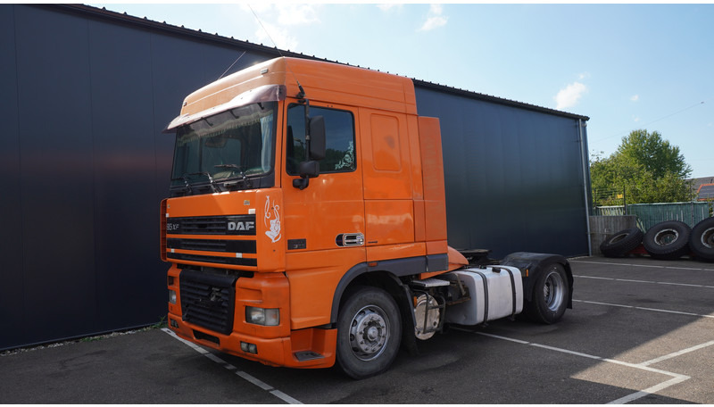 DAF XF 95.380 SC MANUAL GEARBOX - Tractor: foto 4 DAF XF 95.380 SC MANUAL GEARBOX - Tractor: foto 4