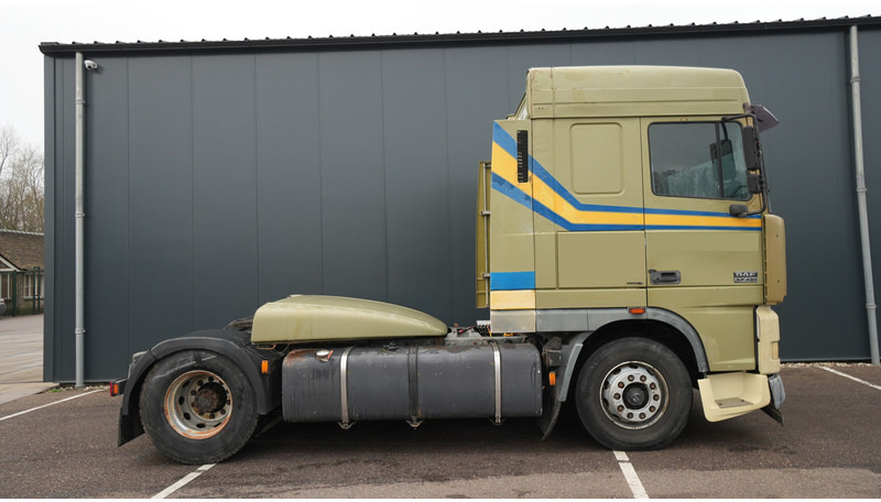 DAF XF 95.430 EURO 3 MANUAL GEARBOX - Tractor: foto 2 DAF XF 95.430 EURO 3 MANUAL GEARBOX - Tractor: foto 2
