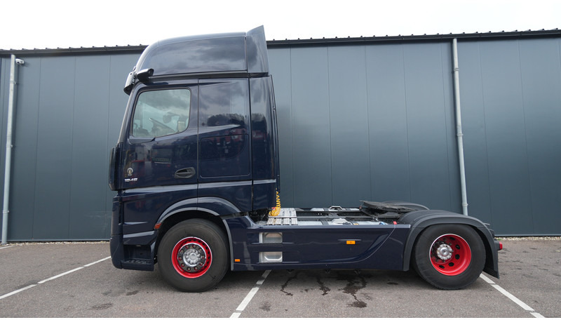 Mercedes-Benz ACTROS 1945 GIGASPACE 684.000KM - Tractor: foto 1 Mercedes-Benz ACTROS 1945 GIGASPACE 684.000KM - Tractor: foto 1
