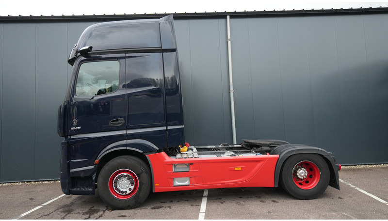 Mercedes-Benz ACTROS 1945 GIGASPACE 713.000KM - Tractor: foto 1 Mercedes-Benz ACTROS 1945 GIGASPACE 713.000KM - Tractor: foto 1