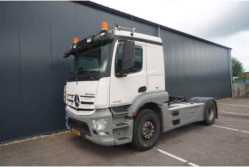 Mercedes-Benz ACTROS 2036 ADR 663.000KM - Tractor: foto 3 Mercedes-Benz ACTROS 2036 ADR 663.000KM - Tractor: foto 3
