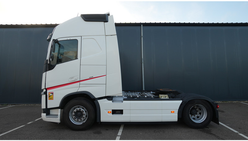 Volvo FH 460 EURO 6 GLOBETROTTER 690.000KM - Tractor: foto 1 Volvo FH 460 EURO 6 GLOBETROTTER 690.000KM - Tractor: foto 1