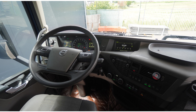 Volvo FH 460 EURO 6 GLOBETROTTER 770.000KM - Tractor: foto 5 Volvo FH 460 EURO 6 GLOBETROTTER 770.000KM - Tractor: foto 5