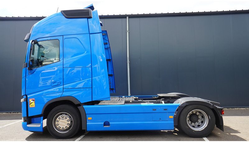 Volvo FH 460 LNG GLOBETROTTER TRUCK WITH 839.000KM - Tractor: foto 1 Volvo FH 460 LNG GLOBETROTTER TRUCK WITH 839.000KM - Tractor: foto 1