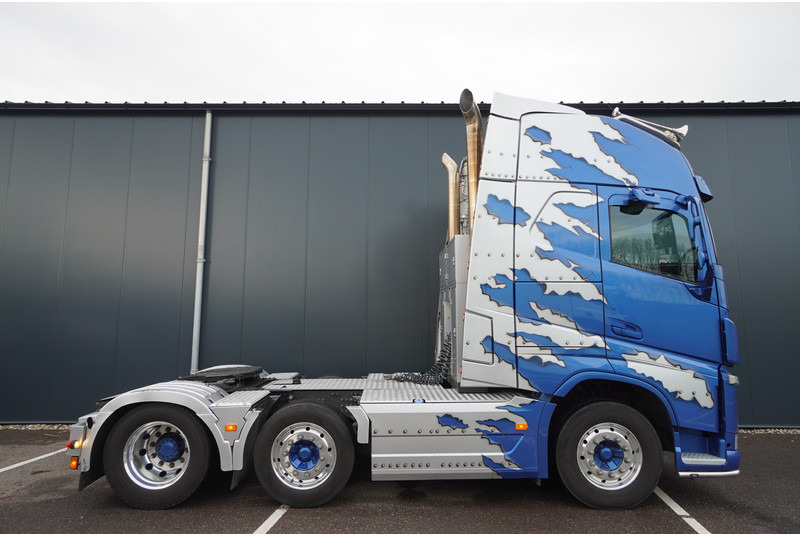 Volvo FH 540 6X2 XL SHOWTRUCK 4-SEATS 455.000KM - Tractor: foto 2 Volvo FH 540 6X2 XL SHOWTRUCK 4-SEATS 455.000KM - Tractor: foto 2
