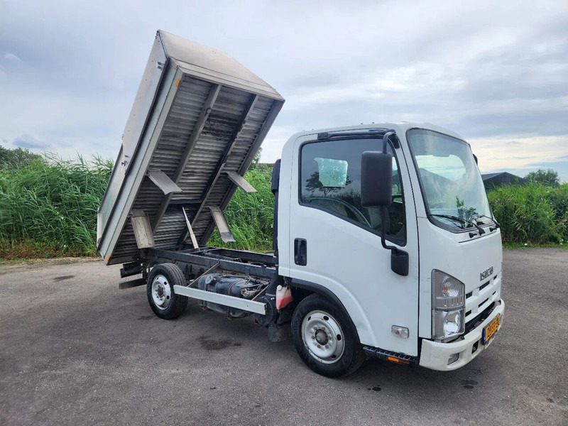 Isuzu N 2011, 3.0L, Euro 5, 157000km, Manual, New APK/TUV - Carrinha basculante: foto 1 Isuzu N 2011, 3.0L, Euro 5, 157000km, Manual, New APK/TUV - Carrinha basculante: foto 1