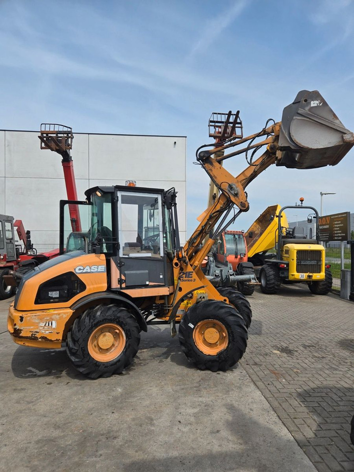 Pá carregadora de rodas Case 21E: foto 10 Pá carregadora de rodas Case 21E: foto 10