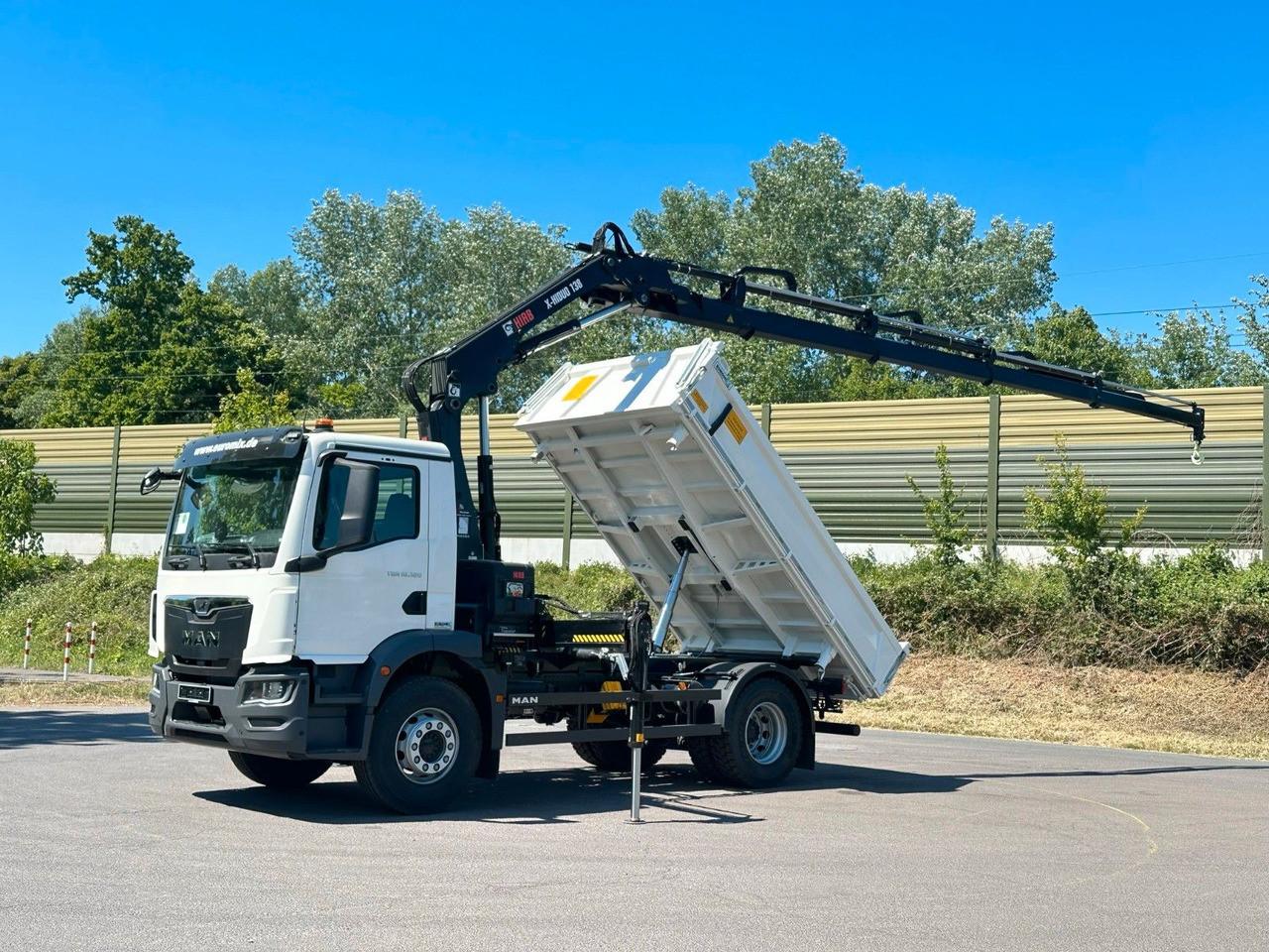 MAN TGM 18.320 4x2 Euro6e Hiab X-HiDuo 138DS-4 - Camião basculante, Camião grua: foto 1 MAN TGM 18.320 4x2 Euro6e Hiab X-HiDuo 138DS-4 - Camião basculante, Camião grua: foto 1