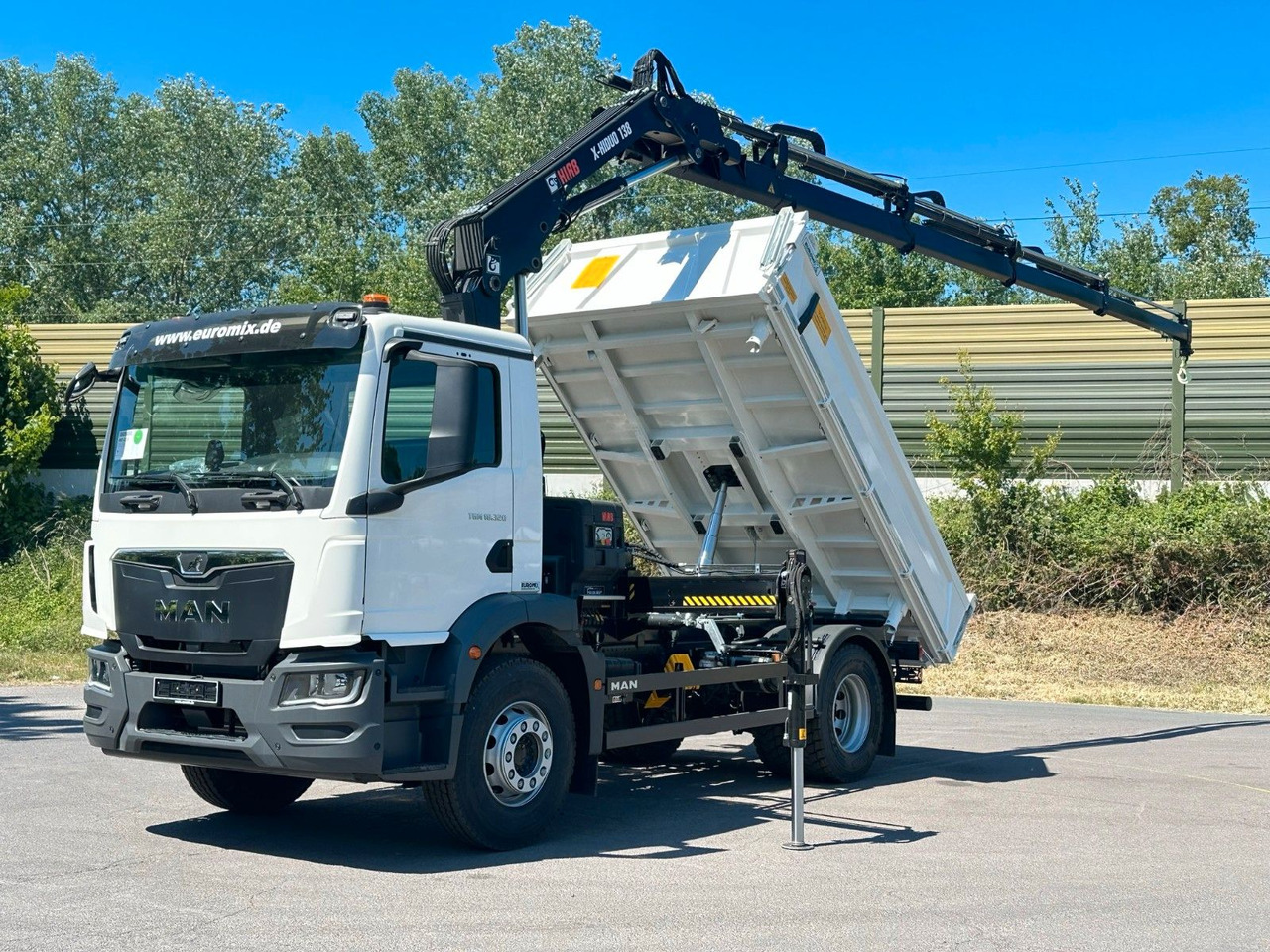 MAN TGM 18.320 4x2 Euro6e Hiab X-HiDuo 138DS-4 - Camião basculante, Camião grua: foto 2 MAN TGM 18.320 4x2 Euro6e Hiab X-HiDuo 138DS-4 - Camião basculante, Camião grua: foto 2