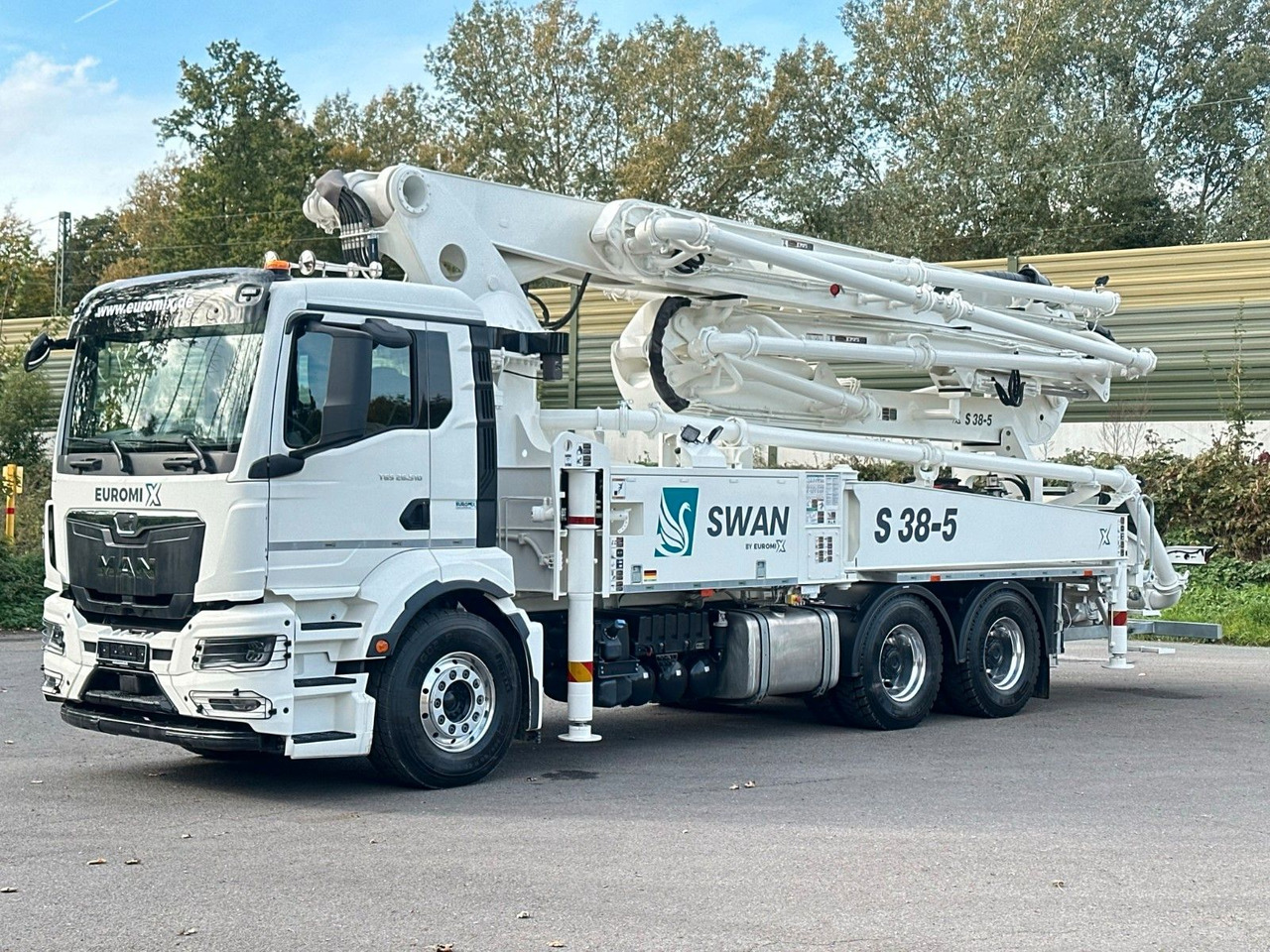 MAN TGS 26.510 6x4 SWAN TSP 38-5 160RZ ( 38m ) - Camião betoneira: foto 1 MAN TGS 26.510 6x4 SWAN TSP 38-5 160RZ ( 38m ) - Camião betoneira: foto 1