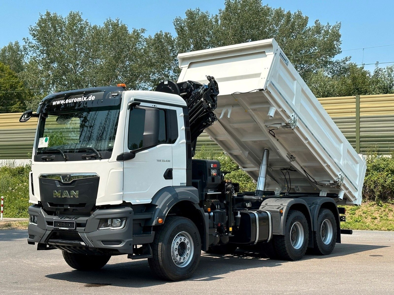 Leasing de  MAN TGS 33.440 6x4 /3-Seiten- Kipper /  HIAB 228-6 MAN TGS 33.440 6x4 /3-Seiten- Kipper /  HIAB 228-6: foto 16