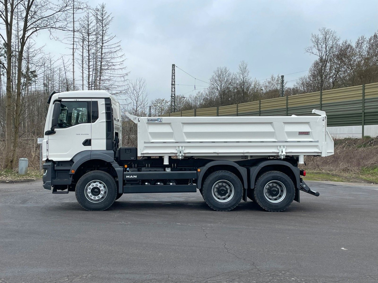 MAN TGS 33.440 6x4 /Euro6 3-Seiten-Kipper EuromixMTP - Camião basculante: foto 4 MAN TGS 33.440 6x4 /Euro6 3-Seiten-Kipper EuromixMTP - Camião basculante: foto 4